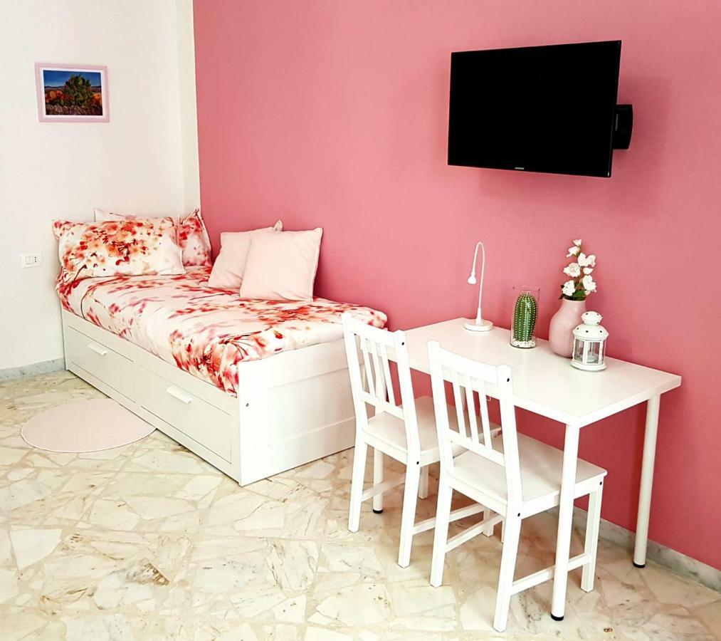 أفولا L'Opera Dei Pupi B&B المظهر الخارجي الصورة