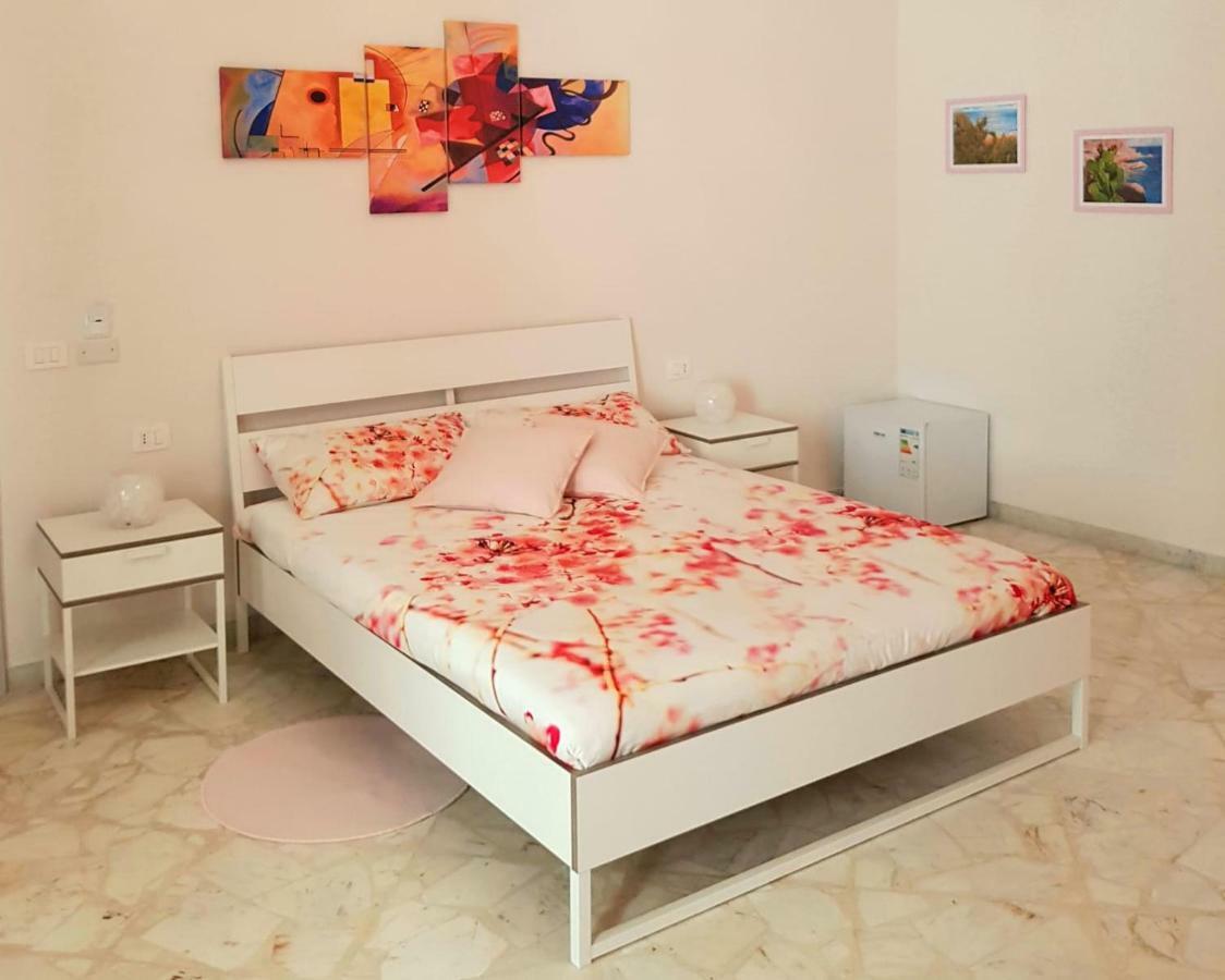 أفولا L'Opera Dei Pupi B&B المظهر الخارجي الصورة