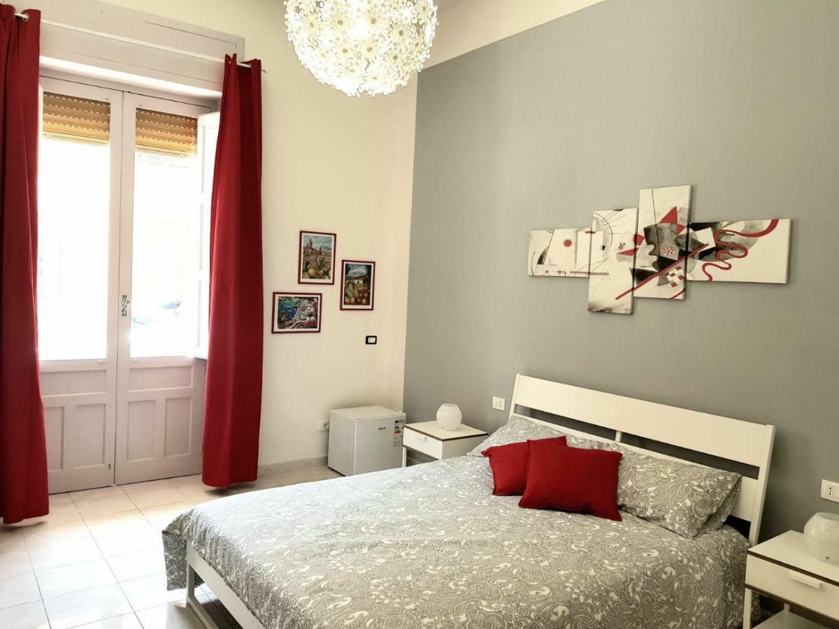 أفولا L'Opera Dei Pupi B&B المظهر الخارجي الصورة